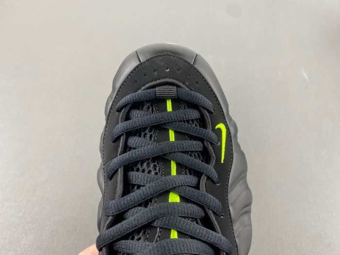 Nike Air Foamposite One Black Volt Men
