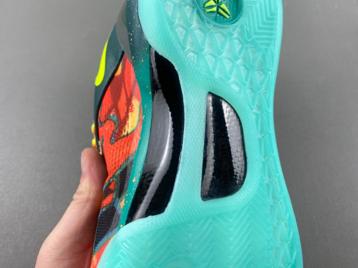 Nike Kobe 8 Protro "What The Kobe" 2025 HM9621-900