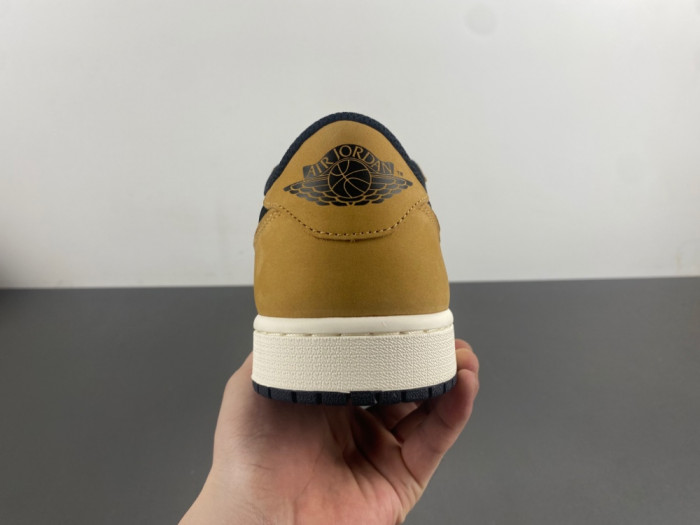 Air Jordan 1 Low OG Rookie of the Year CZ0790-107