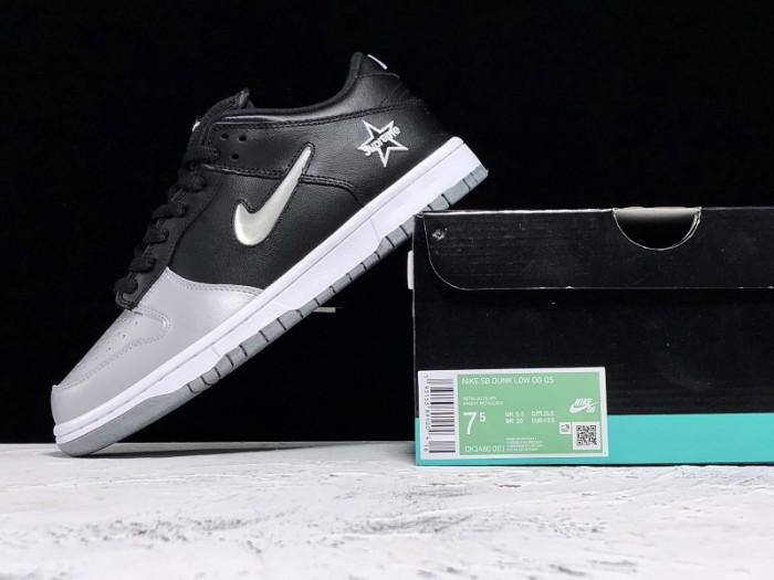 S*p*e x nike sb dunk low silver black ck3480-001