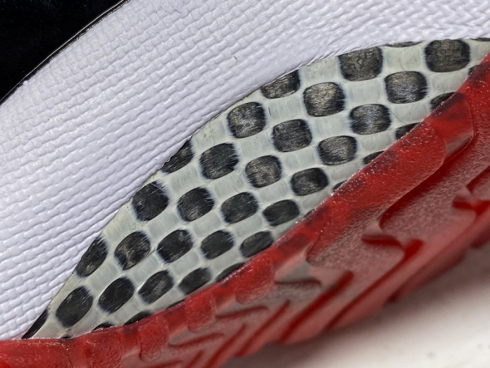 Jordan 11 Retro Playoffs Bred (2019) 378037-061