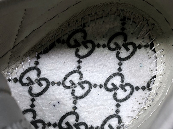 Gu66 Ace Embroidered Low-Top Sneaker