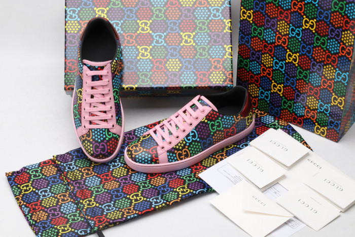 Gu66 Ace Embroidered Low-Top Sneaker 610085 H2020 1115