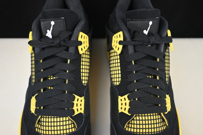 Air Jordan 4 Retro Thunder (2023) DH6927-017