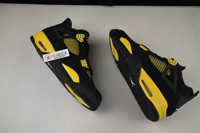 Air Jordan 4 Retro Thunder (2023) DH6927-017