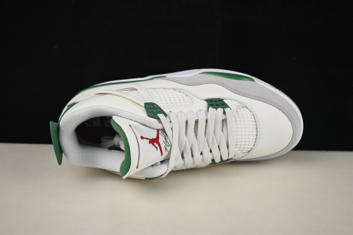 The Nike SB x Air Jordan 4 “Pine Green” DR5415-103