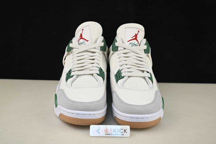 The Nike SB x Air Jordan 4 “Pine Green” DR5415-103