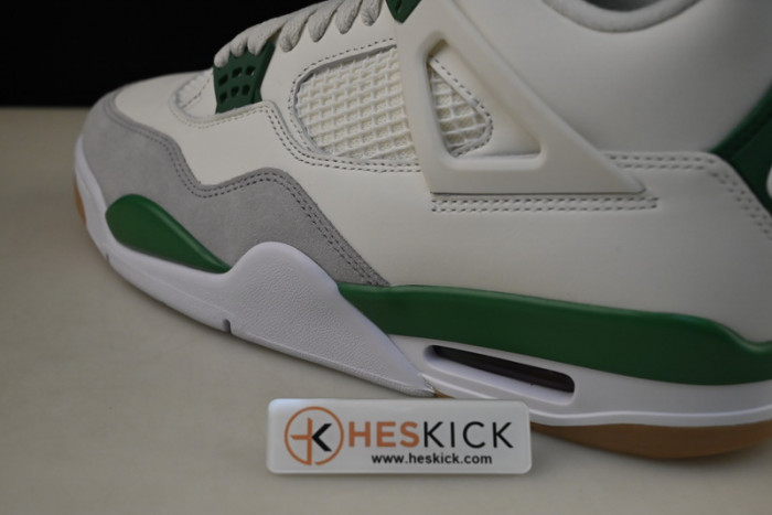 The Nike SB x Air Jordan 4 “Pine Green” DR5415-103