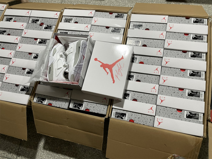 Air Jordan 4 Retro White Oreo (2021) CT8527-100