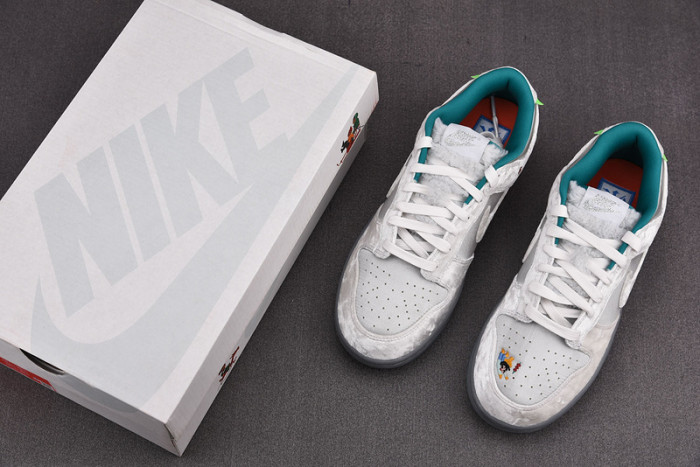 Nike Dunk Low"Ice and Snow Festival" DO2326-001