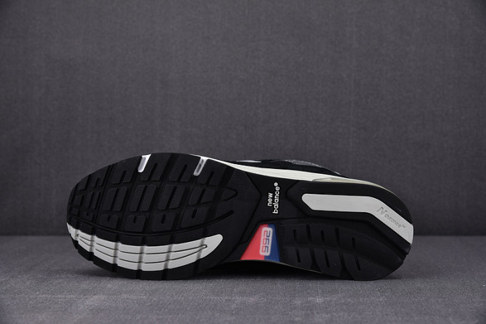 N3W BLANCE SNEAKER