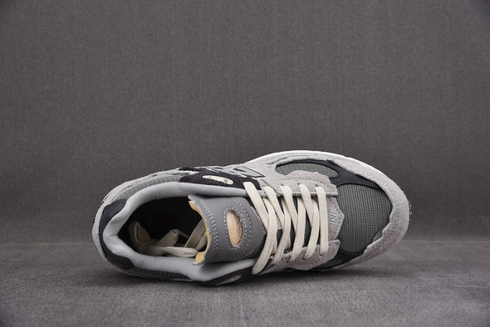 N3W BLANCE SNEAKER