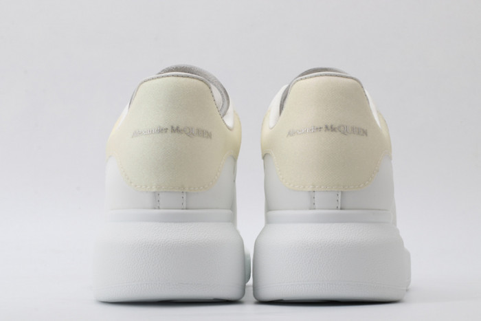 MQ Sneakers