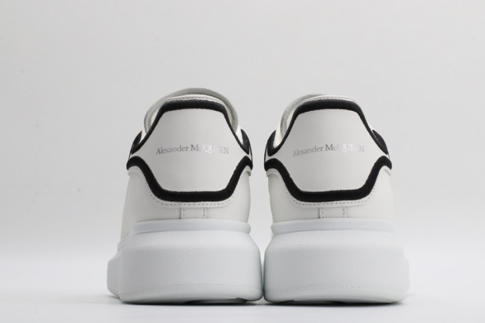 MQ Sneakers
