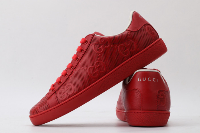 Gu66 Ace Embroidered Low-Top Sneaker