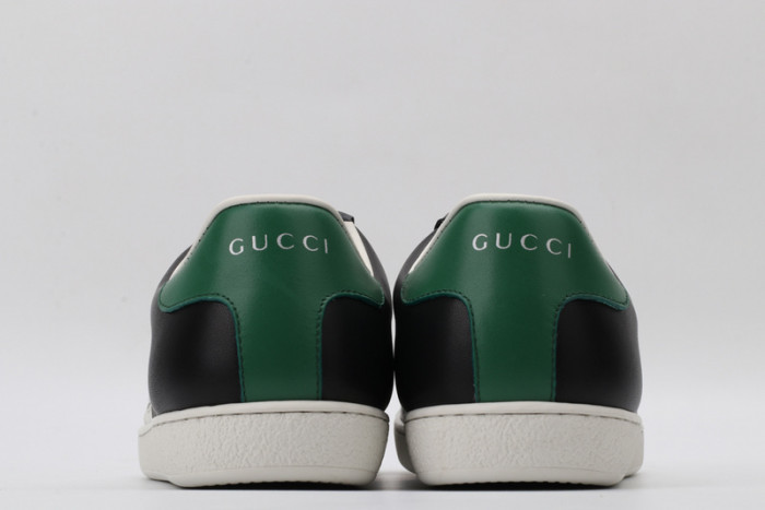Gu66 Ace Embroidered Low-Top Sneaker