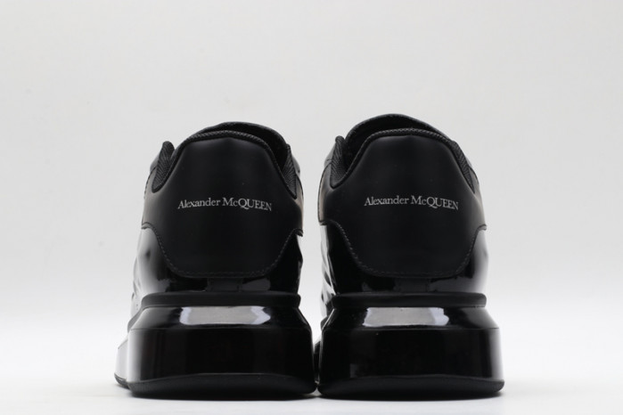 MQ Sneakers