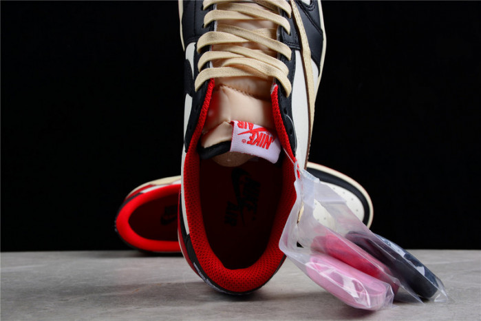 TRAVIS SCOTT X FRAGMENT DESIGN X AIR JORDAN 1 LOW OG SP BLACK/WHITE-GYM RED