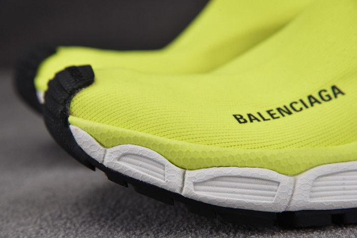 BLCG Speed Sneaker 758481 W2DG1 7090