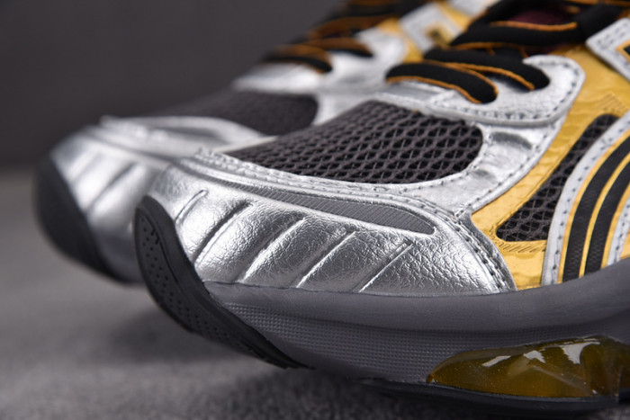 As*ic*s gel-quantum kinetic carbon pure gold 1203a270-021