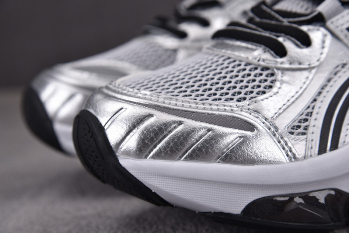 As*ic*s gel-quantum kinetic mid grey pure silver 1203a270-022