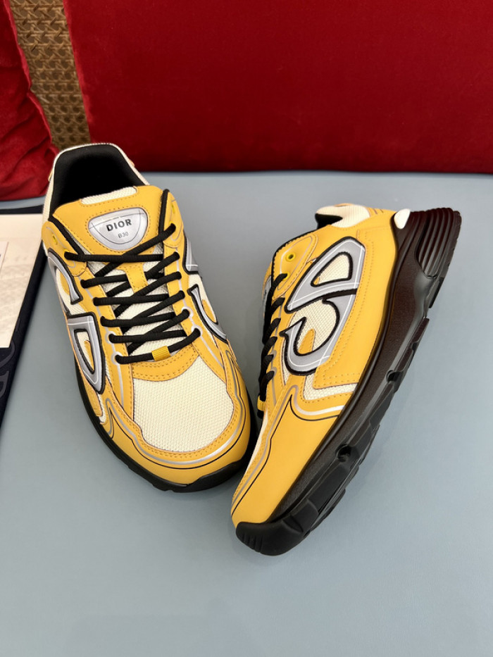 D10R B30 SNEAKER