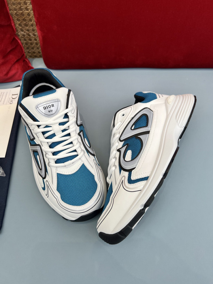 D10R B30 SNEAKER