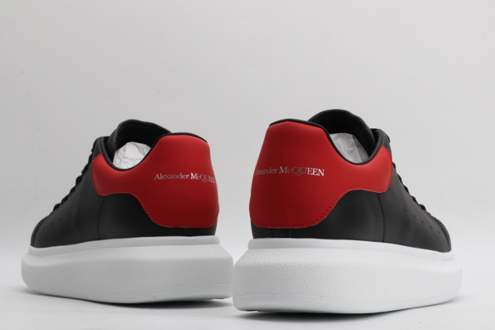 MQ Sneakers