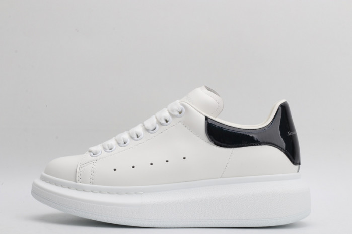 MQ Sneakers