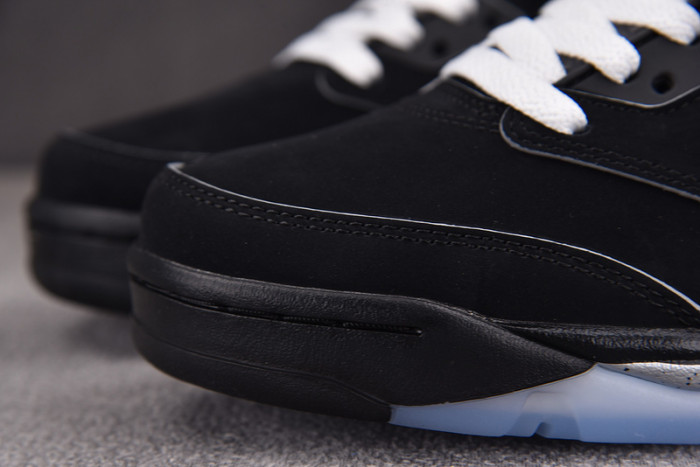 Air Jordan 5 “Black Metallic Reimagined”HF3975-001