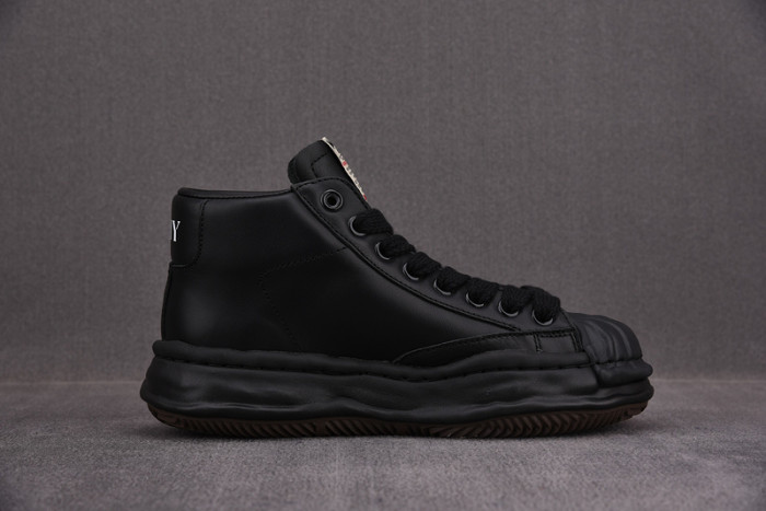 Ma1s0n MIHARA YASUHIRO SNEAKER