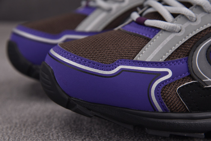 D10R B30 SNEAKER