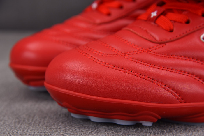 Lou1su1tt Footprint Soccer Red White