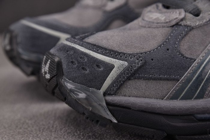 BLCG Runner Sneaker 772774 WRNSD 1100