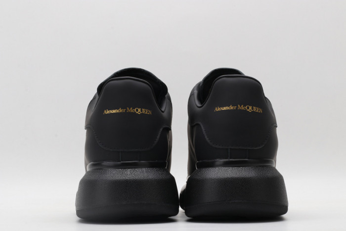 MQ Sneakers