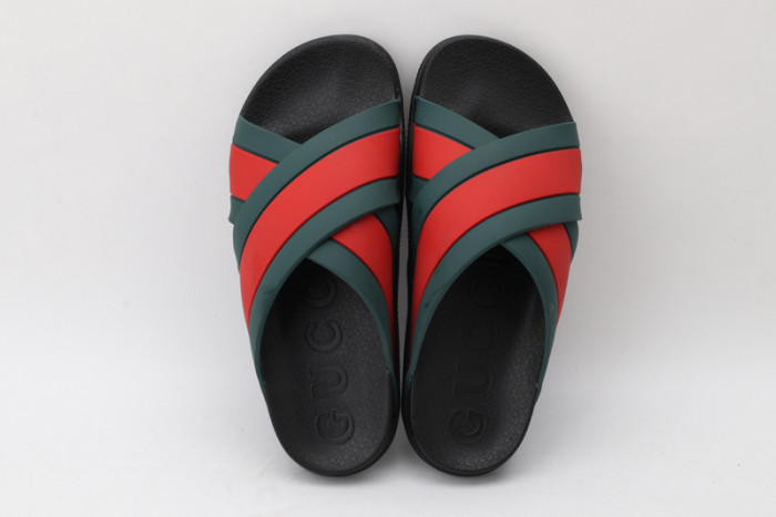 Gu66 SLIPPERS