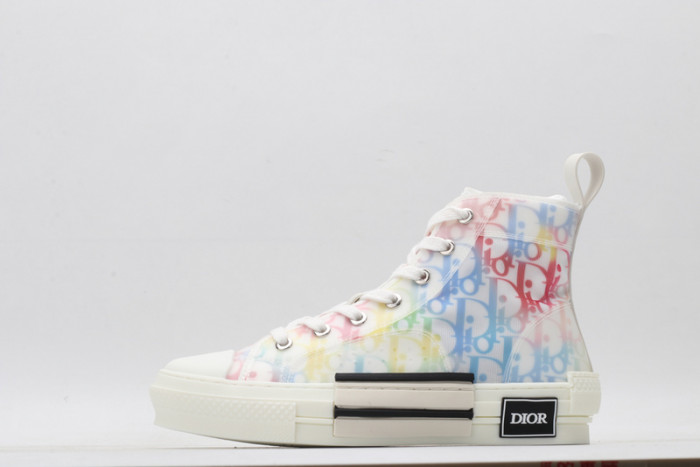 D10R B23 Oblique High Top Sneaker