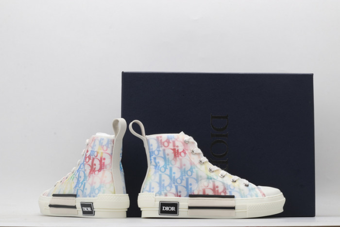 D10R B23 Oblique High Top Sneaker