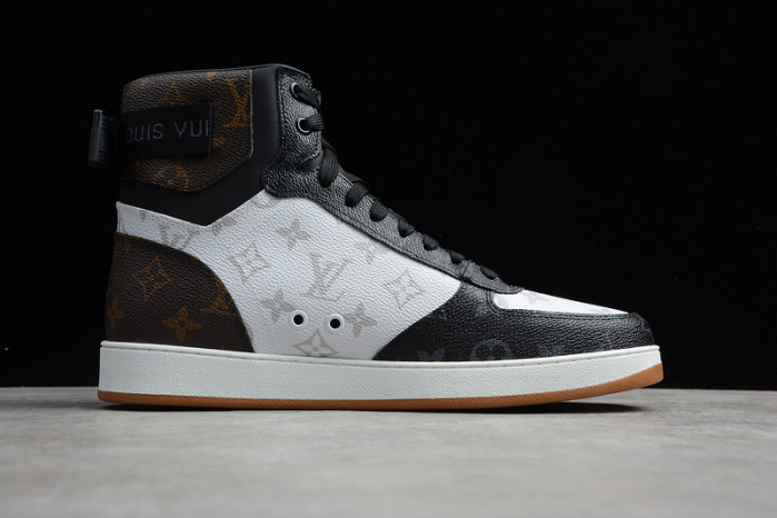 lou1su1tt STELLAR SNEAKER