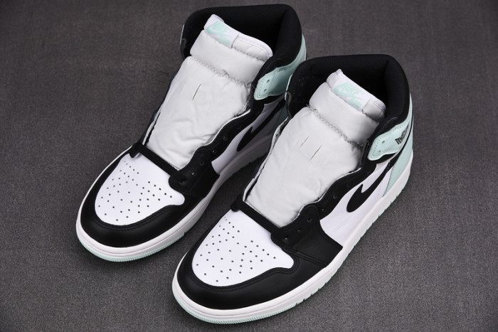 AIR Jordan 1 Retro High Igloo 861428-100