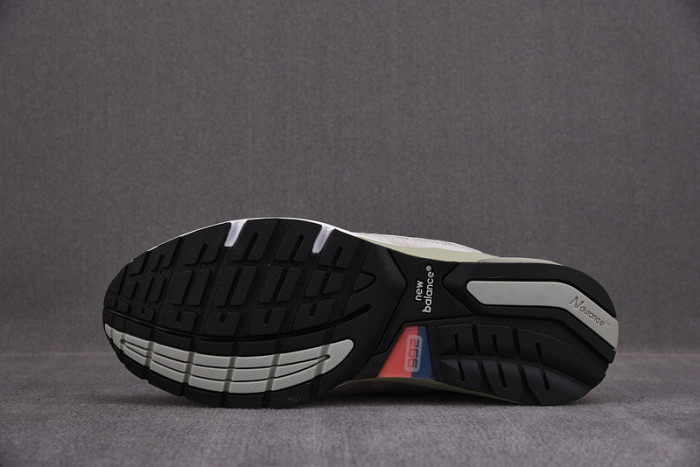 N3W BLANCE SNEAKER