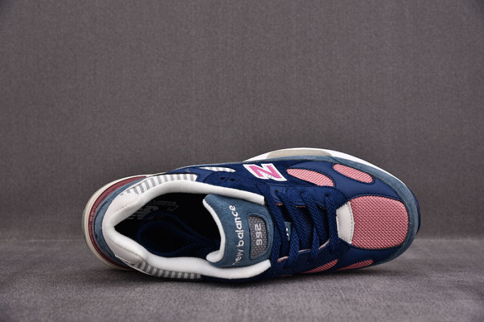N3W BLANCE SNEAKER