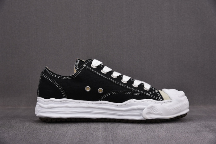 MAISON MIHARA YASUHIRO SNEAKER