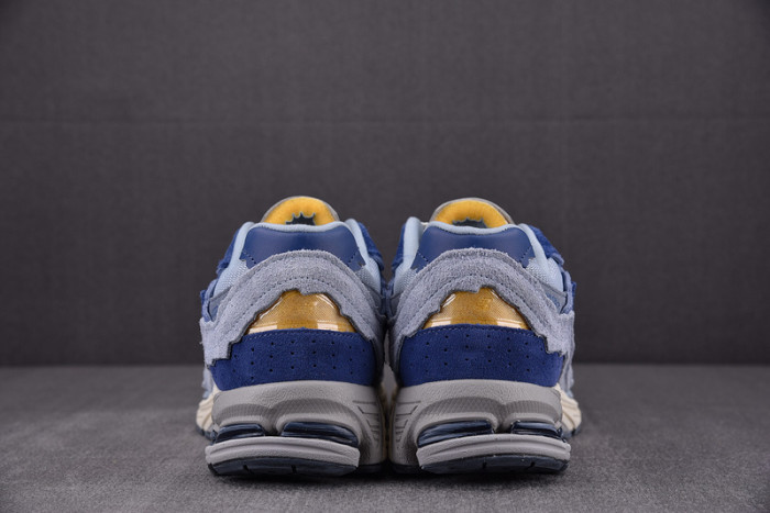 N3W BLANCE SNEAKER