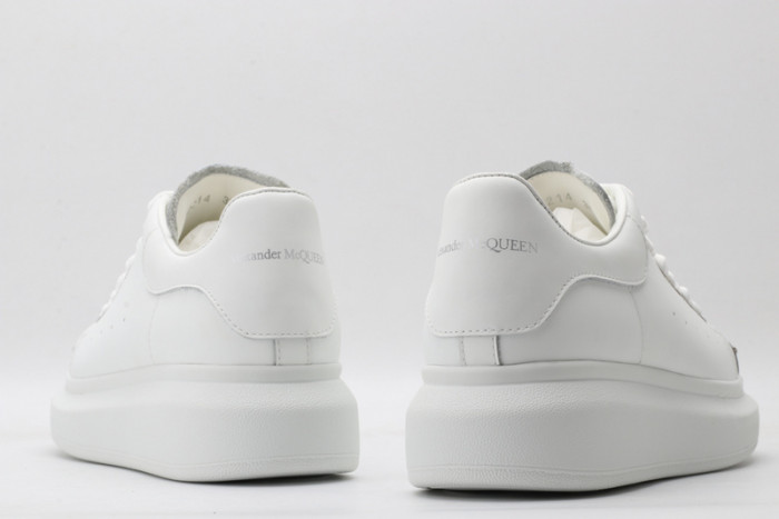 MQ Sneakers