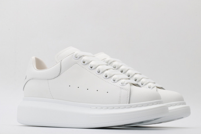 MQ Sneakers