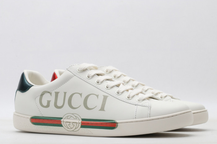 Gu66 Ace Embroidered Low-Top Sneaker