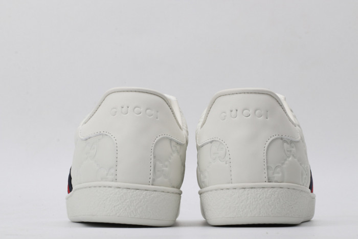 Gu66 Ace Embroidered Low-Top Sneaker