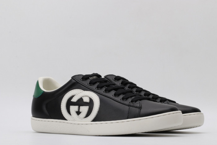 Gu66 Ace Embroidered Low-Top Sneaker