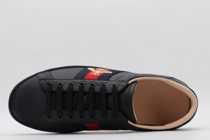Gu66 Ace Embroidered Low-Top Sneaker